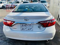 تۆیۆتا کامری